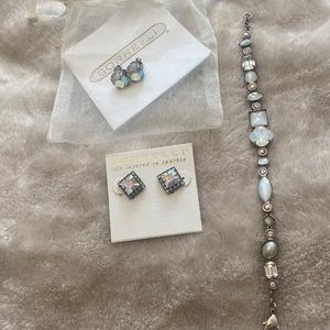 Sorrelli bracelet & 2 pairs of earrings